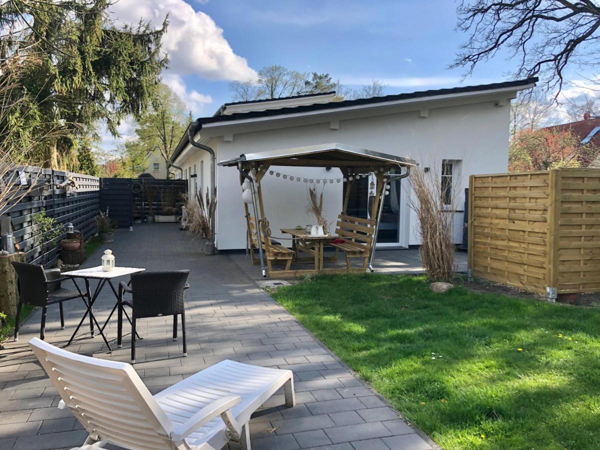 Gartenloft Mit Outdoor Whirlpool Und Garten Petershagen/Eggersdorf Kültér fotó